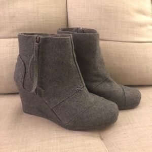 Toms Desert Wedge High Ankle Boots- Size 7.5